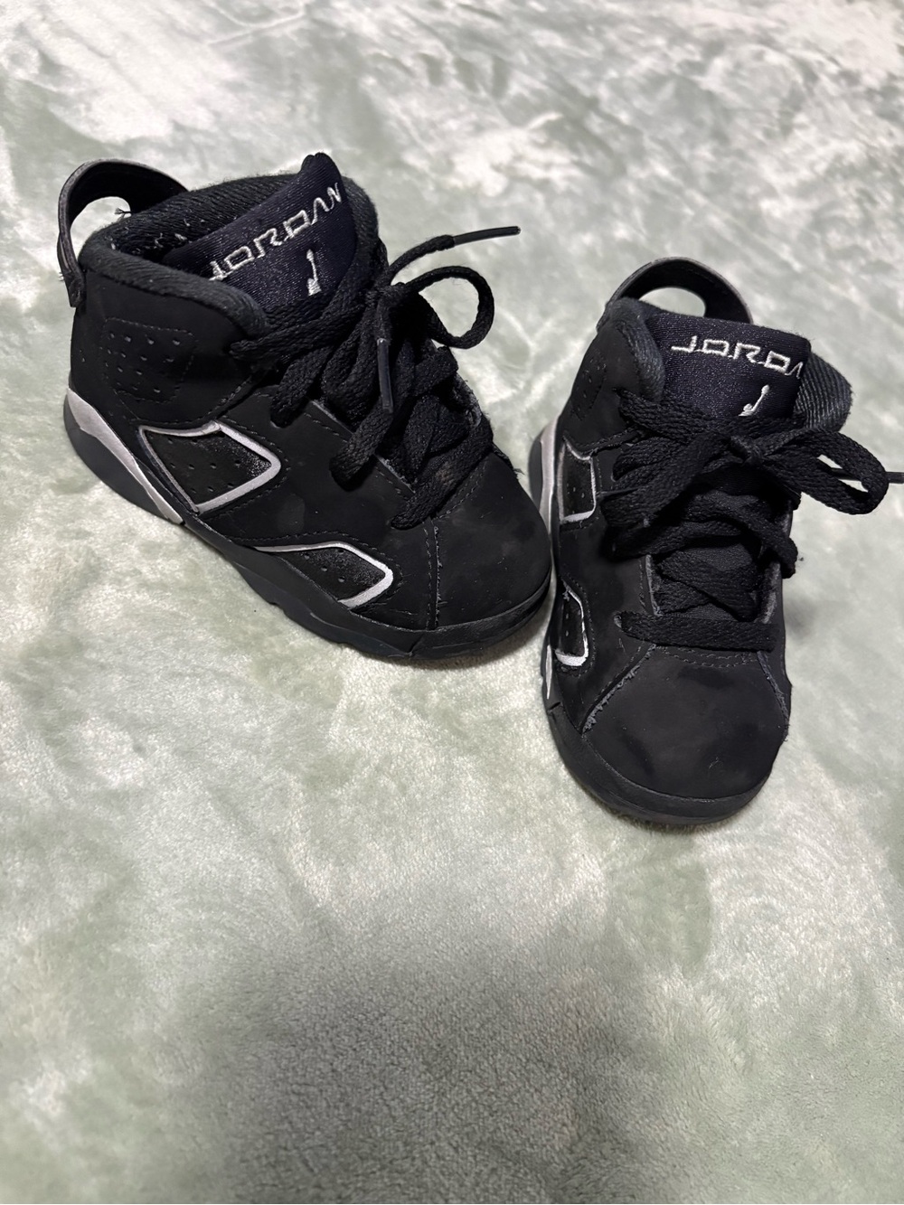 Jordan Toddler Black and White High-Top Sneakers